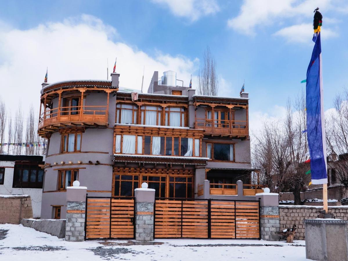 ホテル Dakpa House Ladakh Ranbirpura エクステリア 写真
