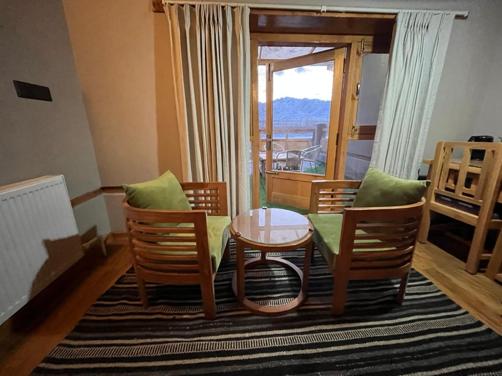 ホテル Dakpa House Ladakh Ranbirpura エクステリア 写真